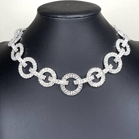 NEW Choker Necklace Clear Rhinestone Circle High End Jewelry M29 - Picture 1 of 7
